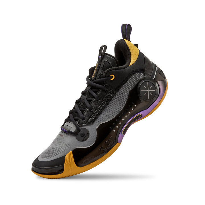 Way of Wade 10 Low "Away"
