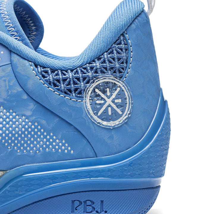 Wade 808 4 Ultra "Powder Blue"