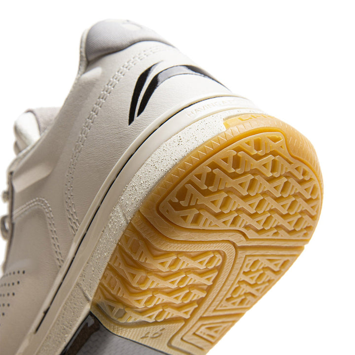 Way of Wade 1 Low "White Hot"